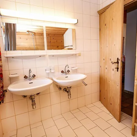 Mueller Nr 1 Und 2 * Kirchberg en Tyrol