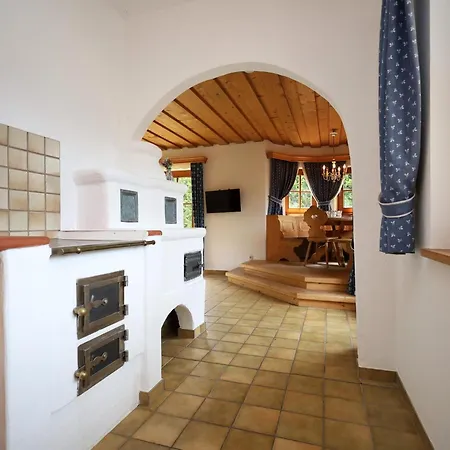 Mueller Nr 1 Und 2 Dağ evi